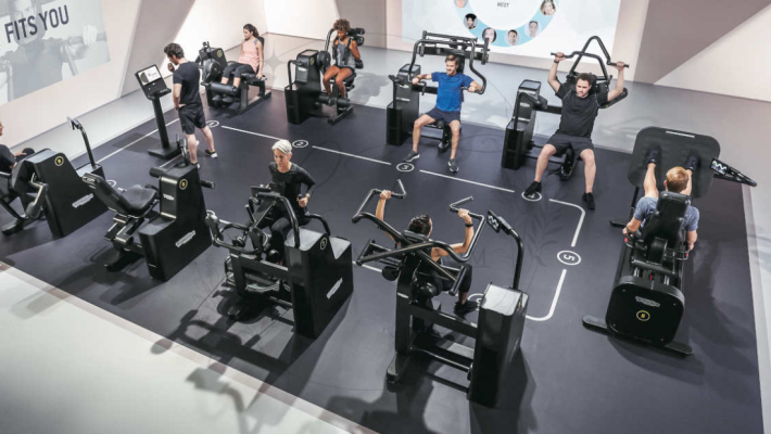 Read more about the article Boost Gym Member Engagement with the PowerWall Machine for Diverse Training Options